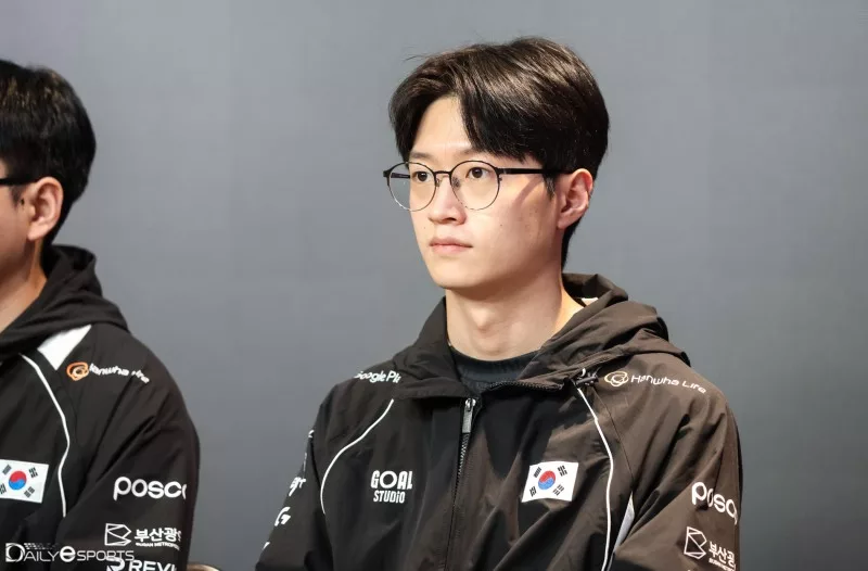 Kim Young-chan: "My strength is having no fear during battles"
