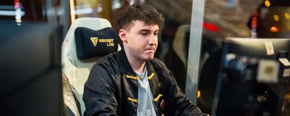 Collapse and Miposhka take a career break