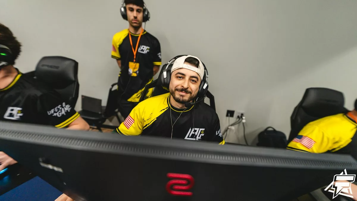 LAG and Zomblers advance in CROSSFIRE Season 6