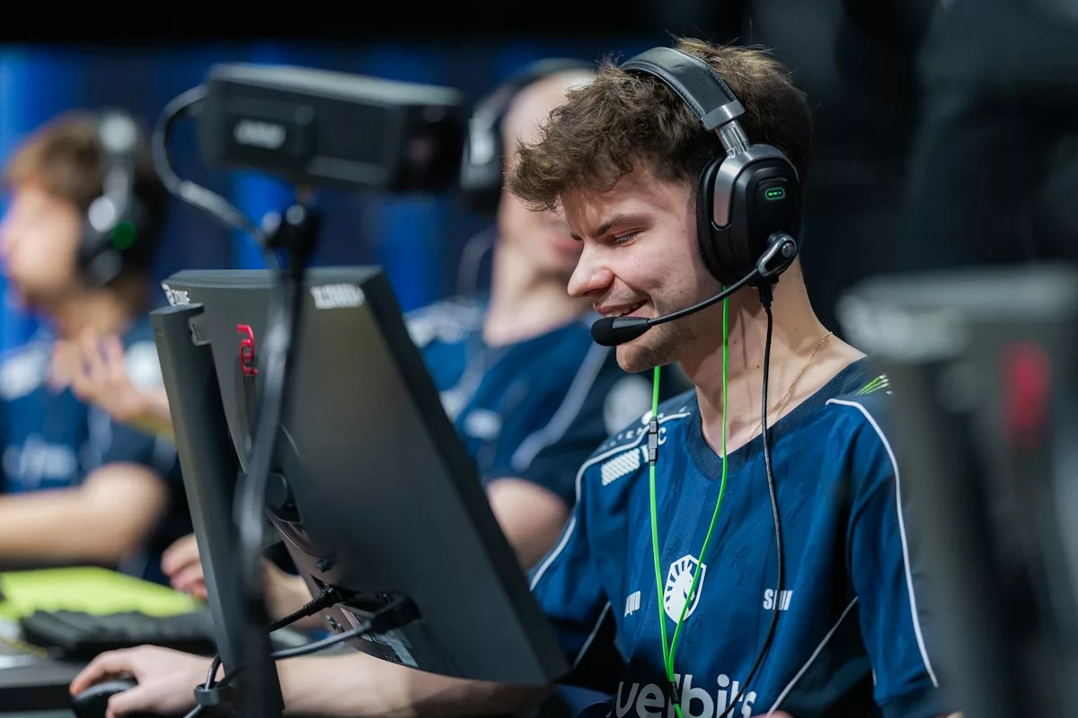 siuhy's Astralis makes playoffs at Stake Pulse Beat III