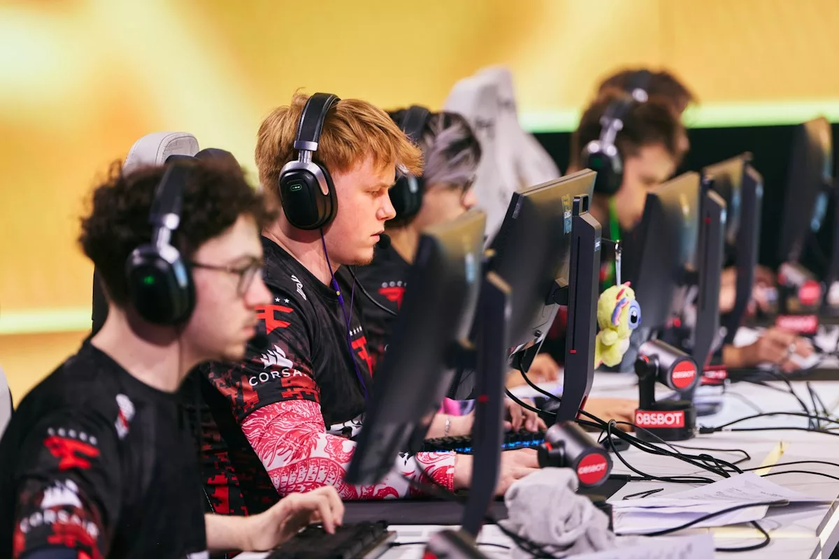 FaZe lock in spot at $50,000 Relog Tesla Cup