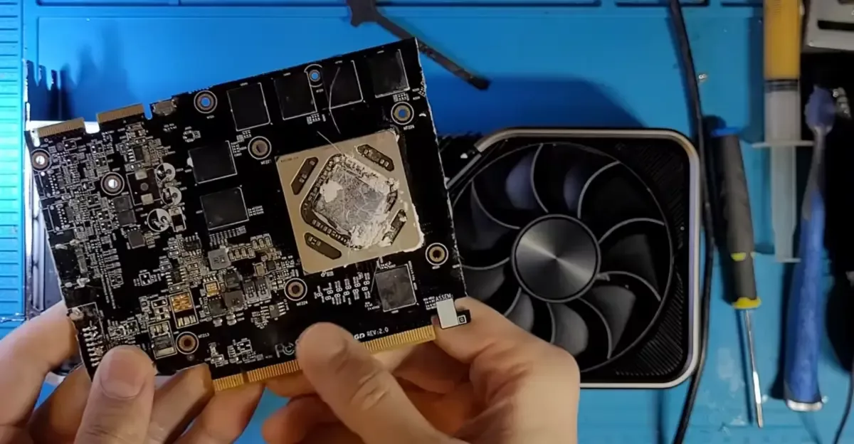 RTX 3090 scam: Buyer finds chopped-up Radeon PCB inside NVIDIA cooler
