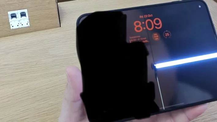 iPhone Duo displays are reportedly cracking shortly after launch