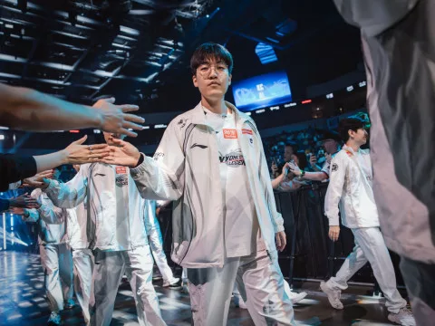 LPL's First Seed Facing Early Elimination: AL's Tarzan Vows Not to Give Up