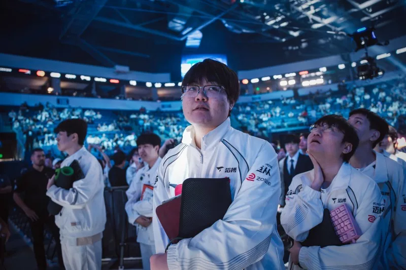 TES Defeat AL in LPL Derby at Worlds 2026 Swiss Stage