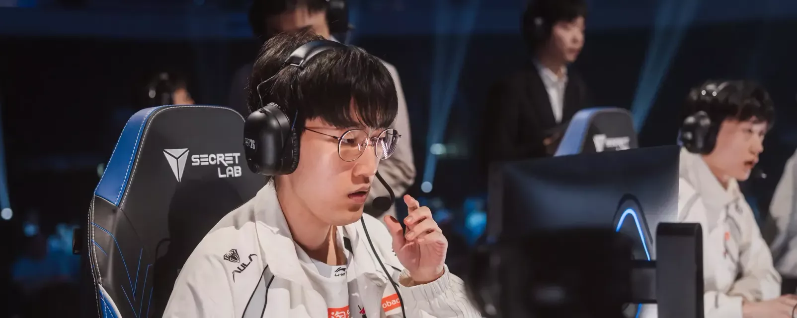 Anyone's Legend and Team Secret Whales Eliminated from Worlds 2026
